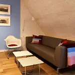 Rotes Hus Apartment Born