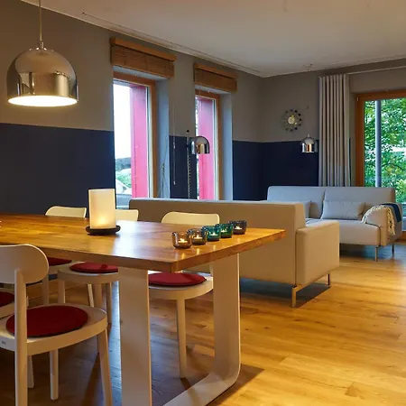 Rotes Hus Born